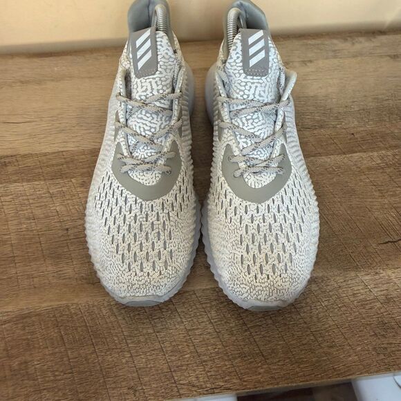 Adidas Alphabounce BW1132 White & Gray Shoes women’s size 8 - Picture 3 of 9